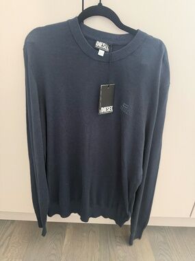 Men brand new Diesel sweater in XL 100% cotton